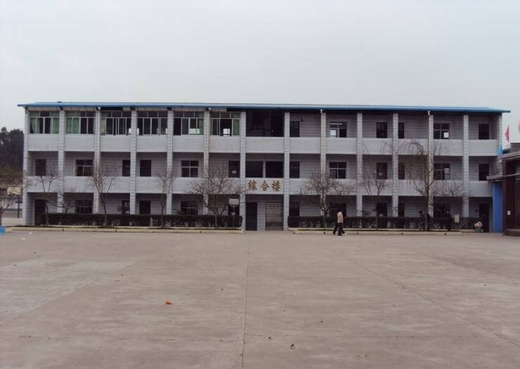 樂至縣良安中學院校環(huán)境