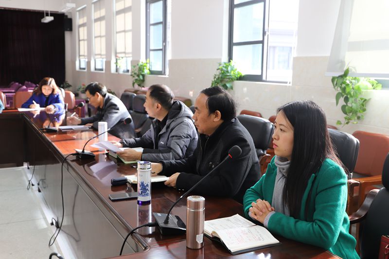 我校教導處、教科室組織召開教研組長工作協(xié)調會