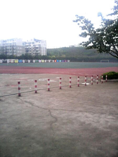 資中二中、水南實(shí)驗(yàn)小學(xué)校園路段通車了