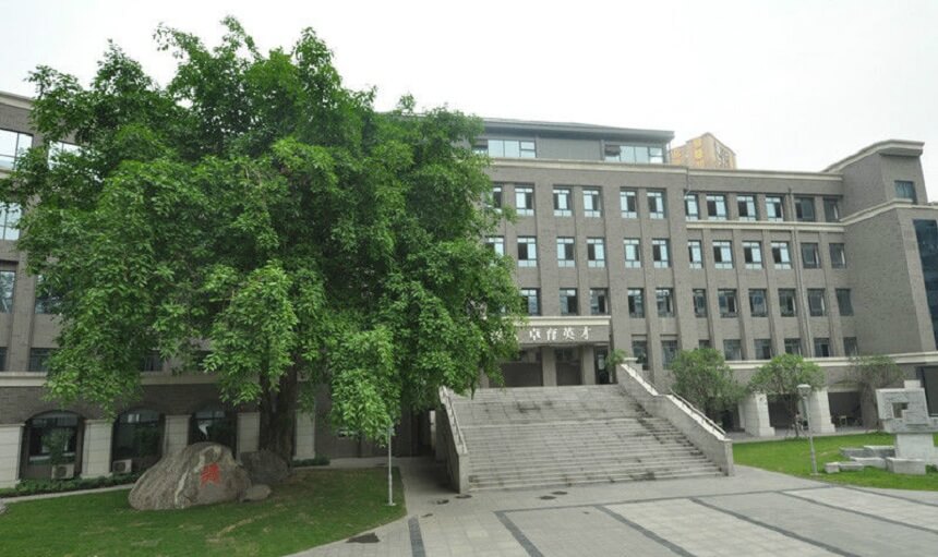 成都樹德中學(xué)校園環(huán)境怎么樣？