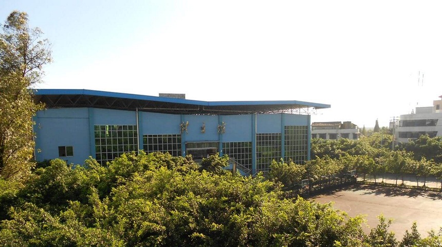 青神中學(xué)校園環(huán)境好不好？