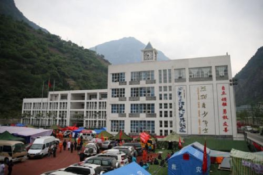 寶興縣海南高級中學學校環(huán)境好嘛？