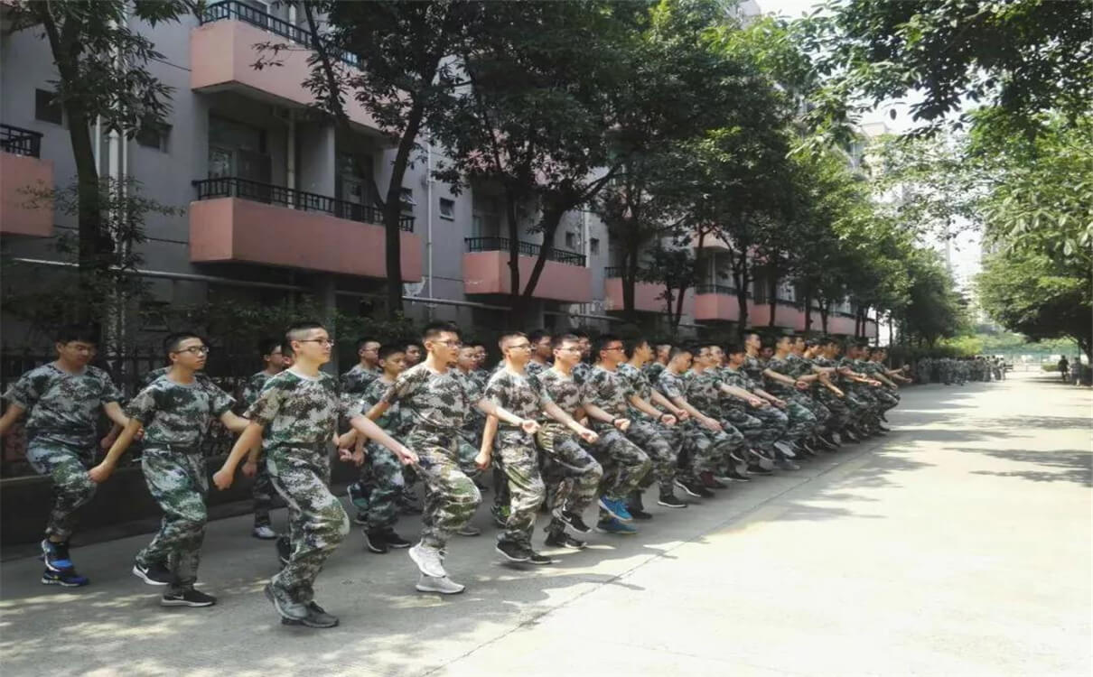 川化中學(xué)2020年招生錄取分?jǐn)?shù)線是多少？