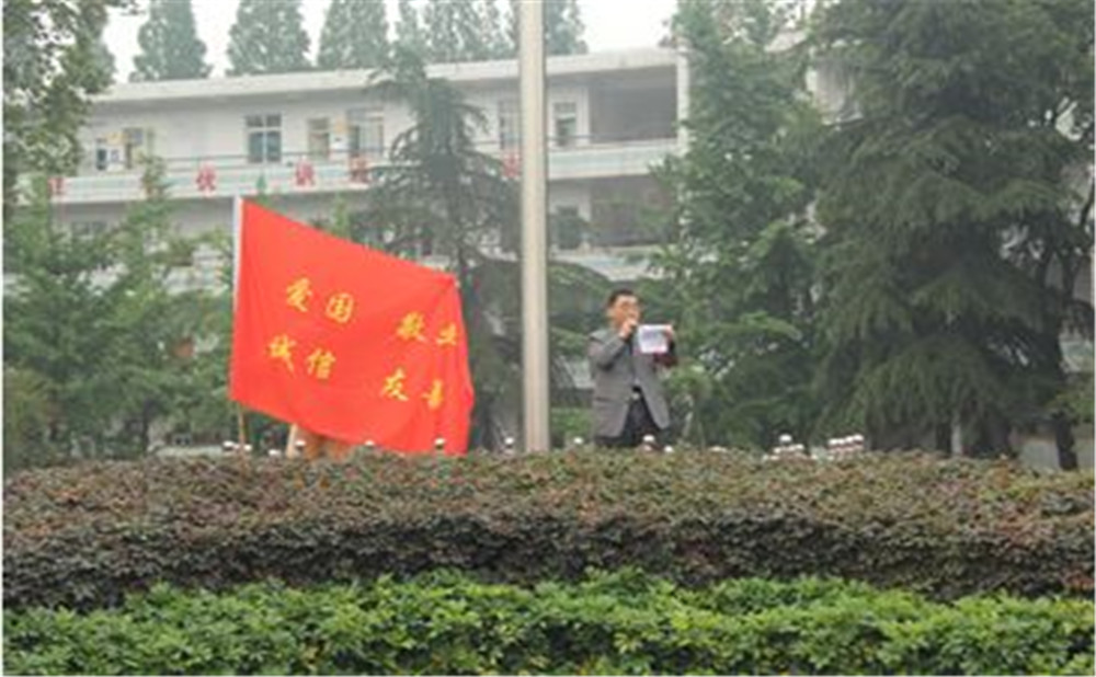 郫縣二中近三年錄取分數(shù)線是多少？