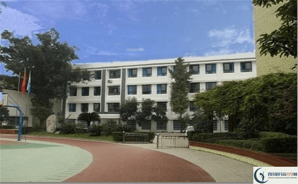 成都市第三十三中學(xué)高中本部的錄取分?jǐn)?shù)是多少？