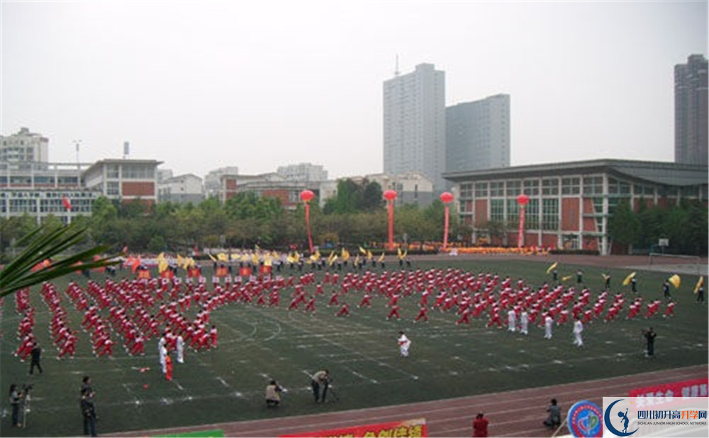 成都文武學(xué)校的實驗班怎么樣？