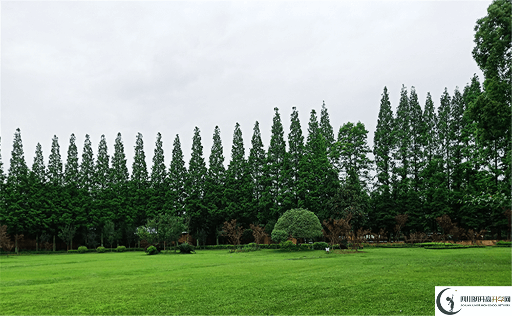 玉壘學校（都江堰）的高中住宿好不好？